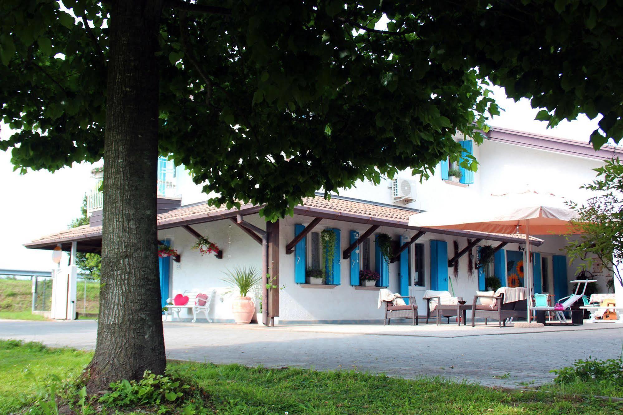 Villa Roma Holidays Езоло Экстерьер фото